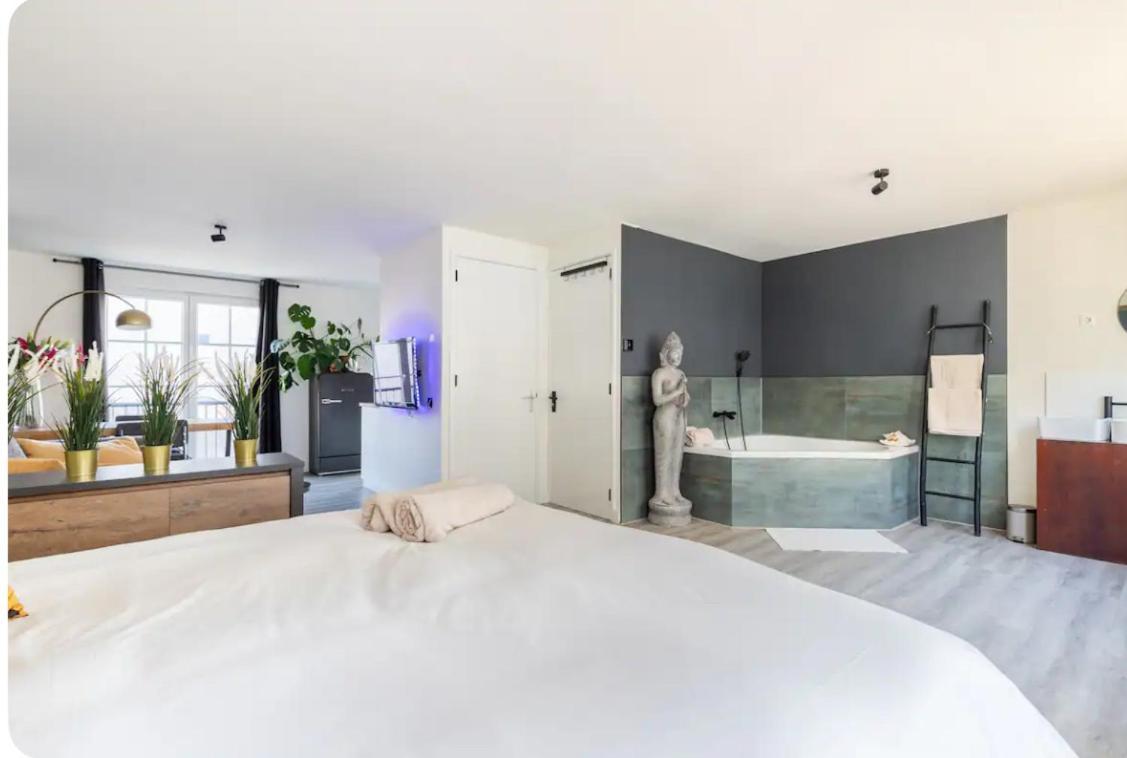 Studio Romantic Зандфорт Экстерьер фото